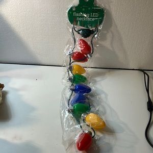 Christmas LED Flashing Light Bulb Necklace 3 Mode Setting Party Favors Battery